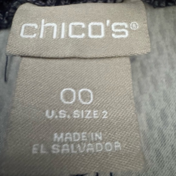 Chico's Bundle of 2 pair of pull on shorts. Chico’s Size 00, US Size 2 Blue - Picture 5 of 14